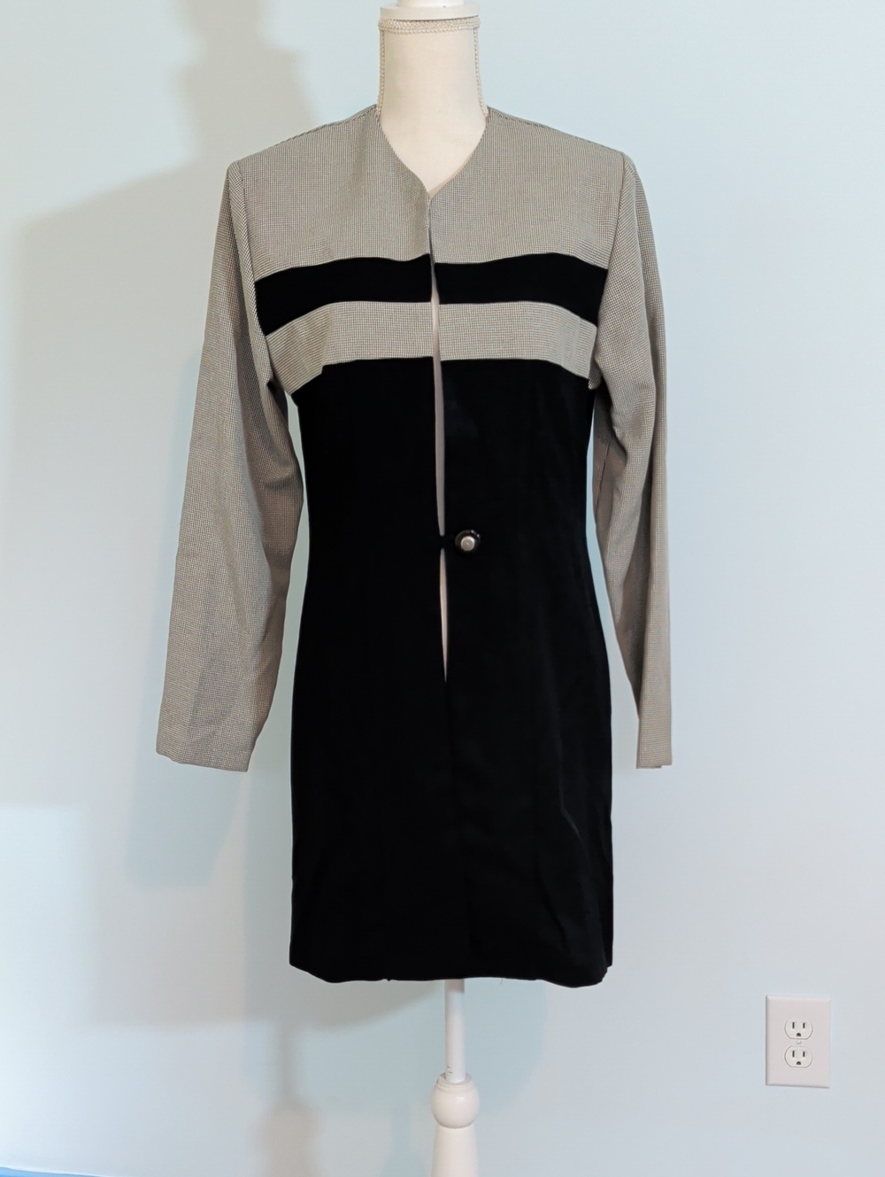 Vintage Ultra Dress New York Two-Tone Black and Gray Longline Blazer Jacket